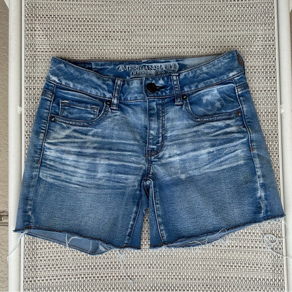 🆕American Eagle super super stretch midi shorts